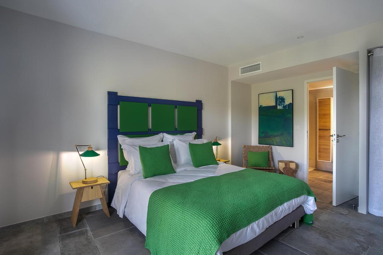 Les Hauts Du Peireguier La Motte Habitación foto
